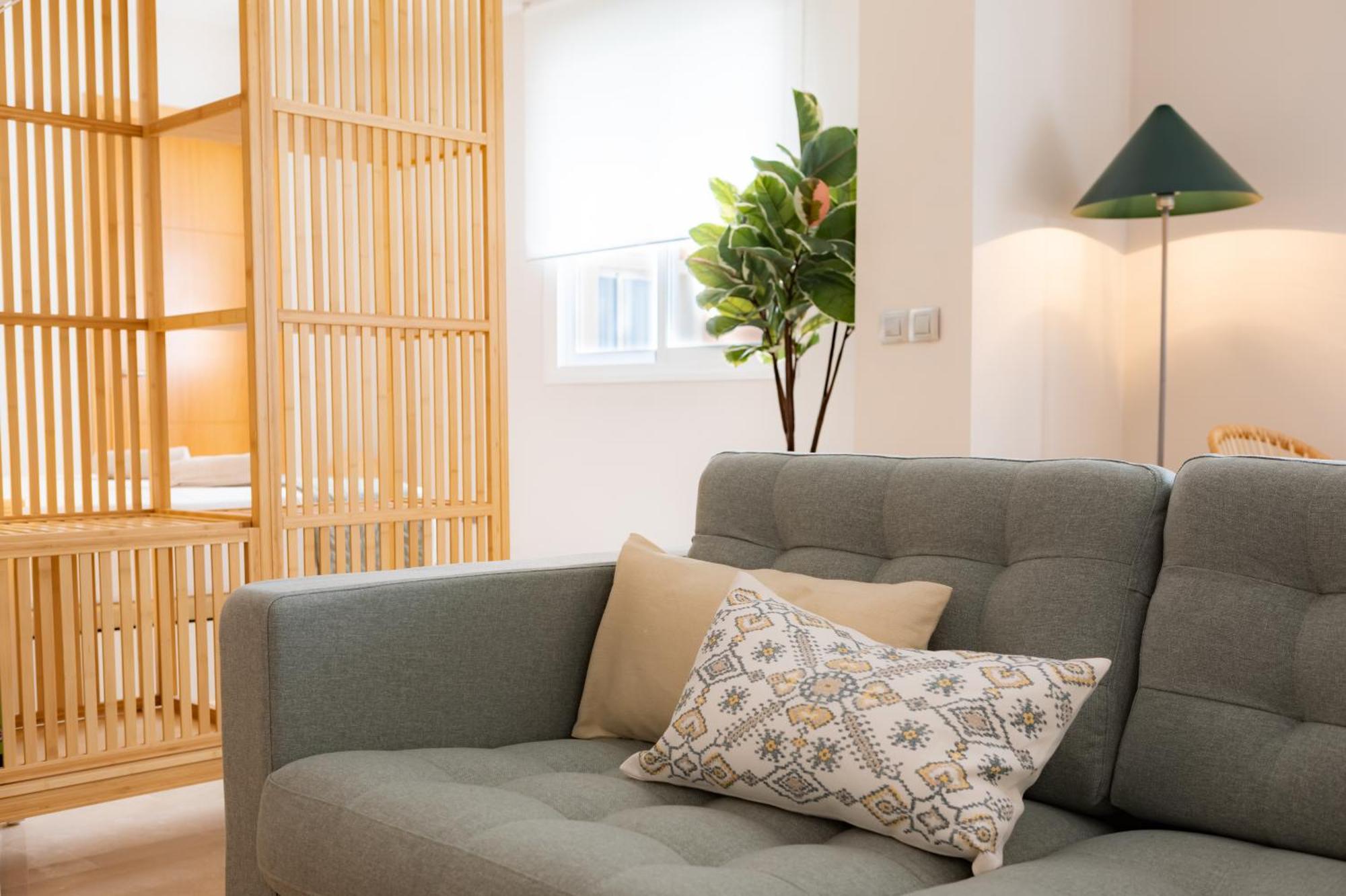 Teatro Suites Malaga City Flat Exterior photo