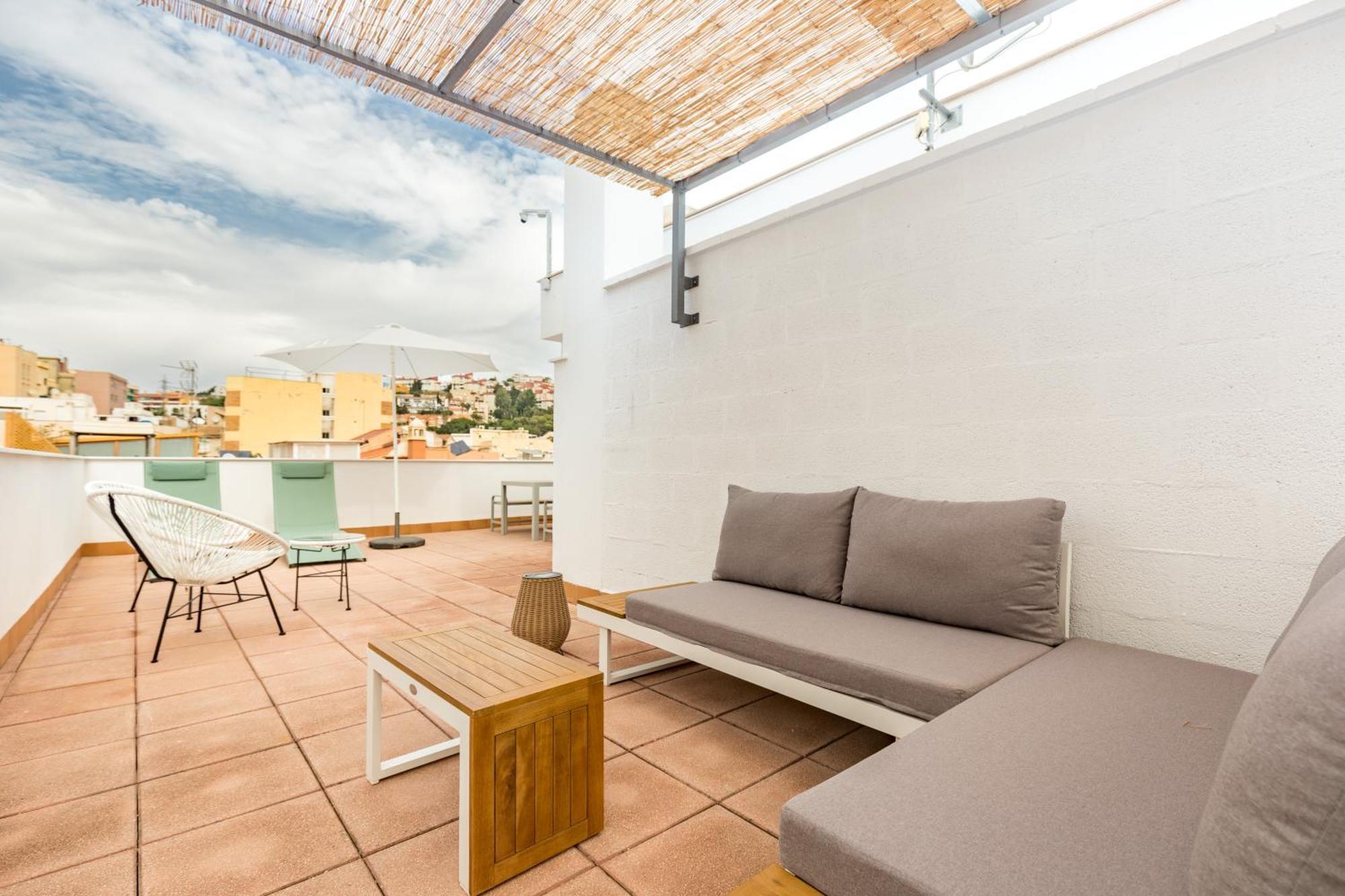 Teatro Suites Malaga City Flat Exterior photo